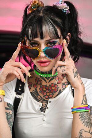 Original 1280 px/ 1920 px