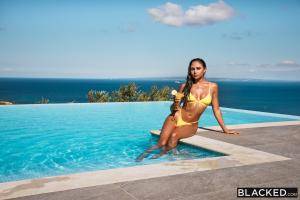 Original 3000 px/ 2000 px