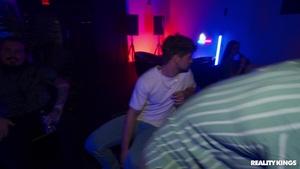 Original 1920 px/ 1080 px