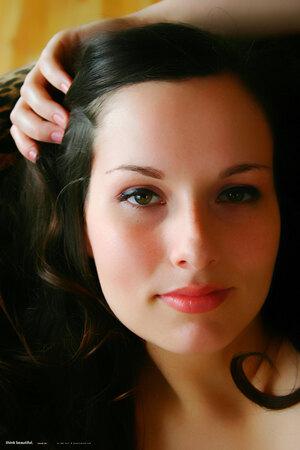 Original 2048 px/ 3072 px