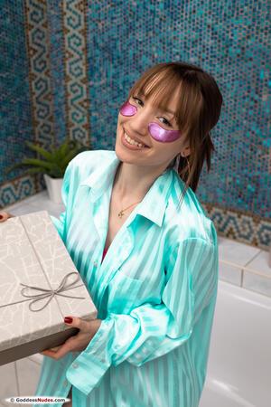 Original 1366 px/ 2048 px