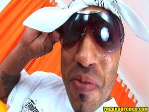 Original 900 px/ 675 px