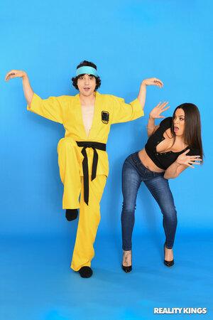 Original 2000 px/ 3000 px