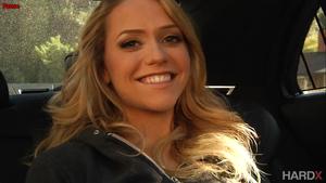 Original 1366 px/ 768 px