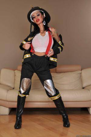 Original 1660 px/ 2500 px