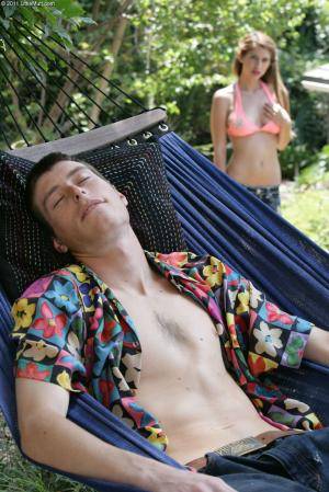 Original 1067 px/ 1600 px