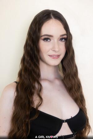 Original 2561 px/ 3840 px