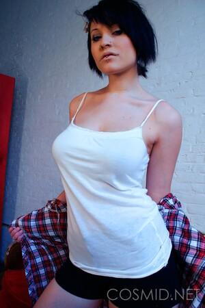 Original 1067 px/ 1600 px