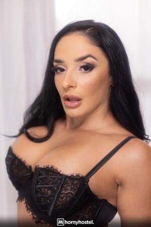 Original 2561 px/ 3840 px