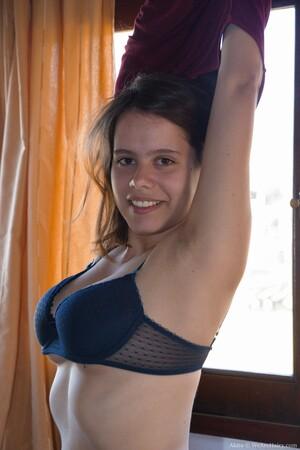 Original 2000 px/ 3000 px