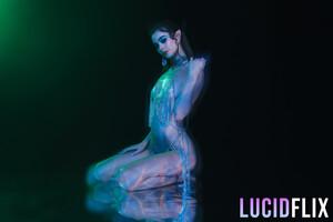 Original 3000 px/ 2000 px