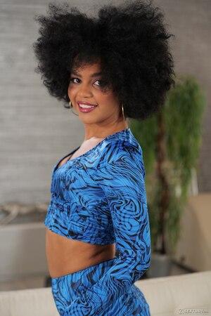 Original 1280 px/ 1920 px