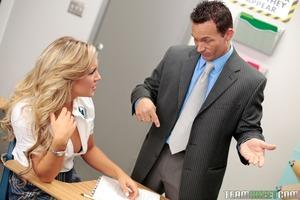 Original 1048 px/ 699 px