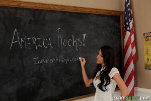 Original 1050 px/ 700 px