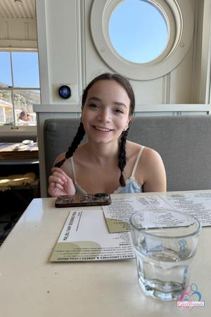 Original 2000 px/ 3000 px