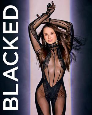 Original 2000 px/ 2500 px