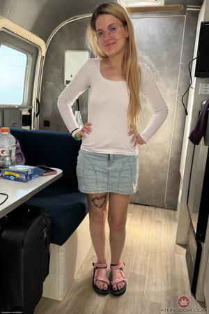 #AmKingdom - Amateurs Series 7 Softcore 176 Riley Rose