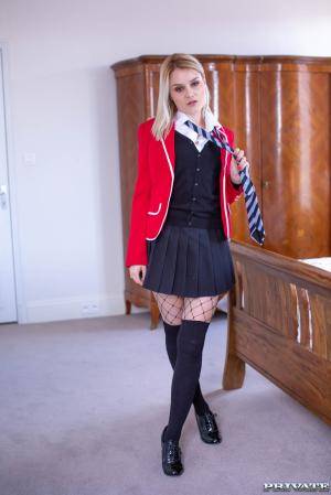 Original 1067 px/ 1600 px