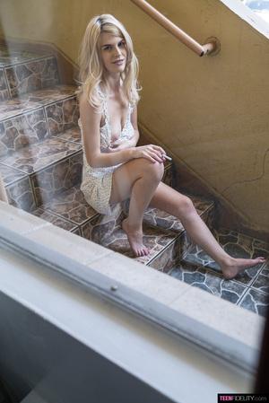 Original 1440 px/ 2156 px