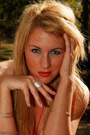 Original 1067 px/ 1600 px