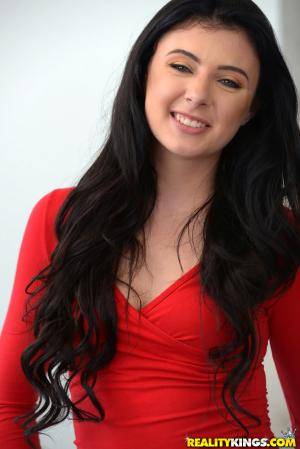 Original 2562 px/ 3840 px