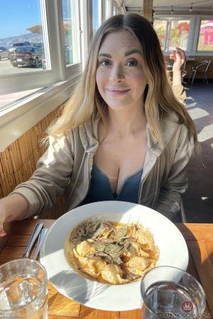 Original 2000 px/ 3000 px