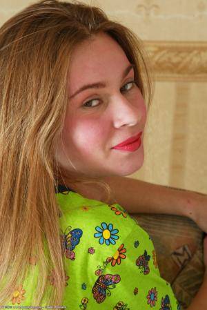 Original 684 px/ 1024 px