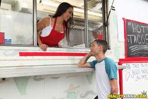 Original 1903 px/ 1269 px