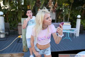 Original 2500 px/ 1667 px