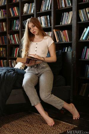 Original 1365 px/ 2048 px