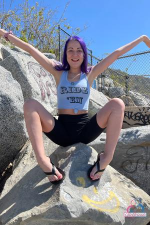 Original 2000 px/ 3000 px