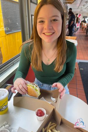 Original 2000 px/ 3000 px