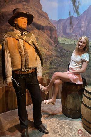 Original 2000 px/ 3000 px