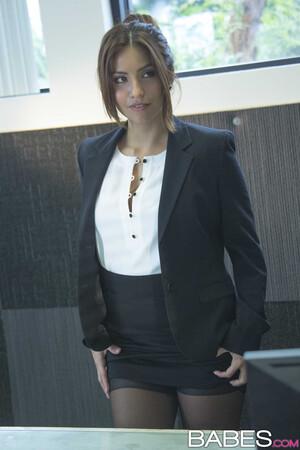 Original 832 px/ 1248 px