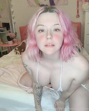 Original 828 px/ 1037 px