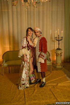 Original 1067 px/ 1600 px