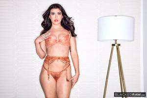 Original 2999 px/ 2000 px