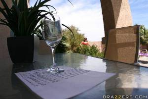 Original 900 px/ 600 px