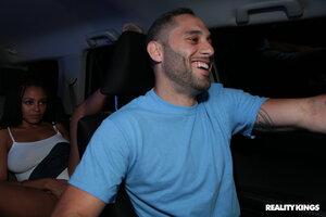 Original 3000 px/ 2000 px