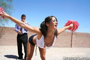 Original 900 px/ 600 px