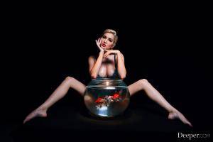 Original 2999 px/ 2000 px