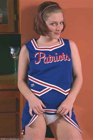 Original 682 px/ 1024 px