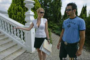 Original 900 px/ 600 px