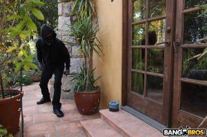 Original 2000 px/ 1333 px