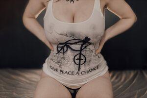 Original 1080 px/ 719 px