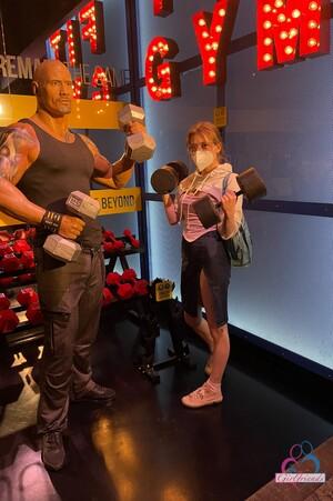 Original 1064 px/ 1600 px