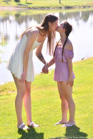 Original 852 px/ 1280 px