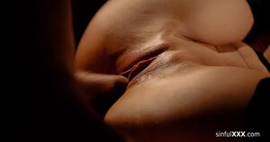 Original 4096 px/ 2160 px