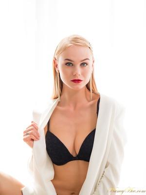 Original 3888 px/ 5184 px