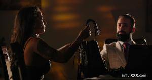 Original 4096 px/ 2160 px